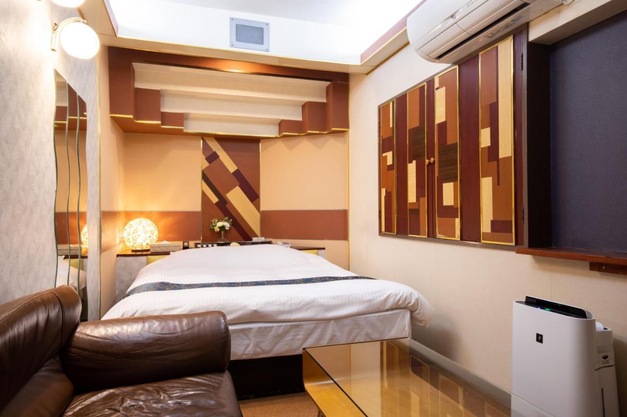 天然個室温泉 Hotel Lafontaine 諏訪 (Adults Only) Suwa  Buitenkant foto