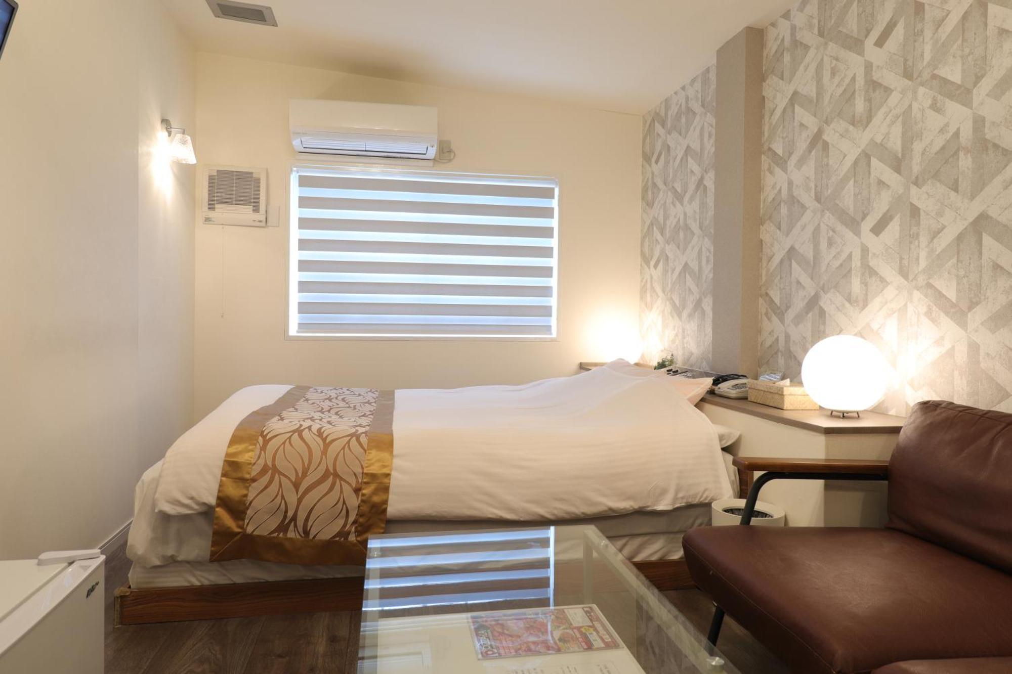 天然個室温泉 Hotel Lafontaine 諏訪 (Adults Only) Suwa  Buitenkant foto