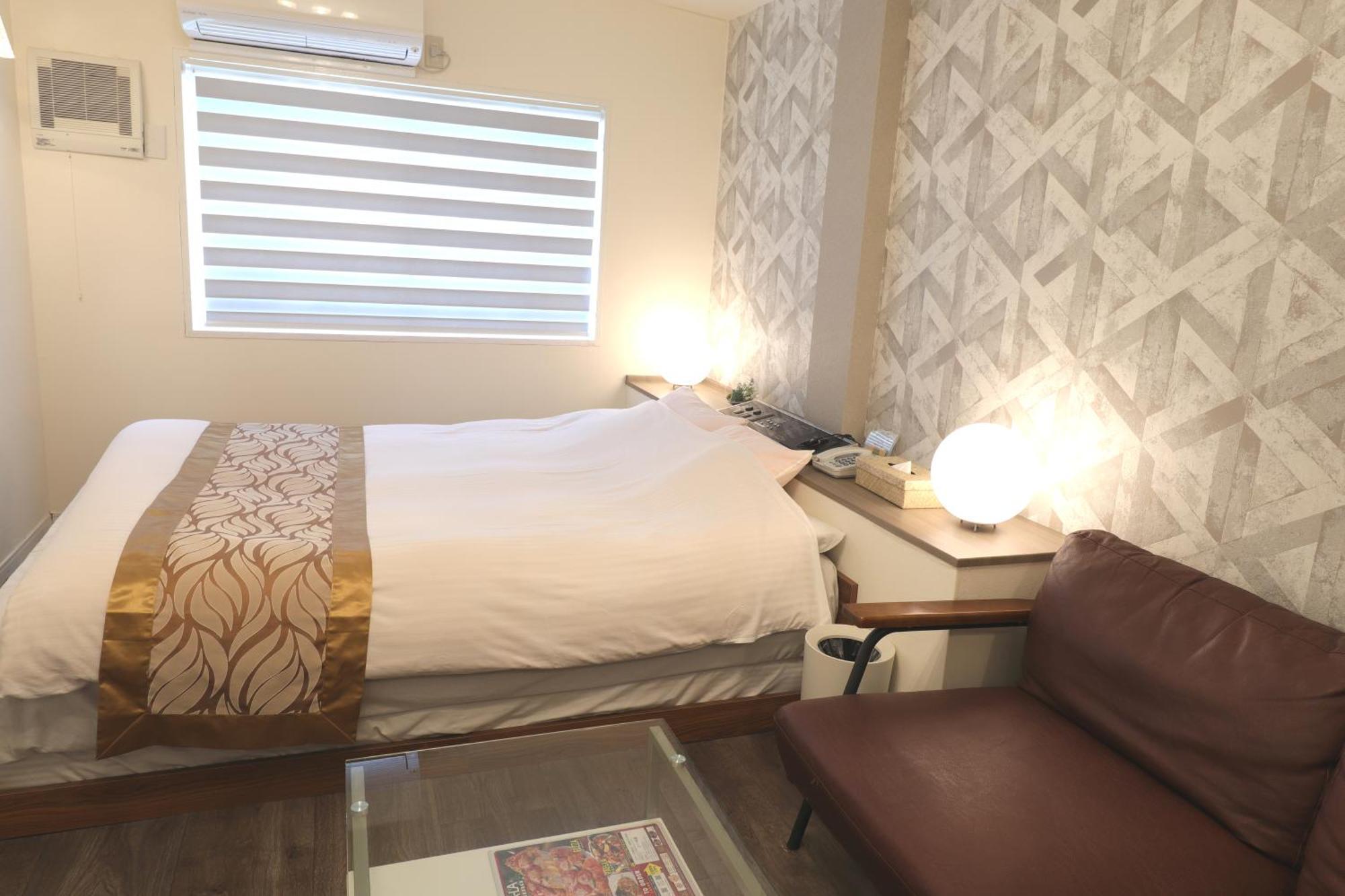 天然個室温泉 Hotel Lafontaine 諏訪 (Adults Only) Suwa  Buitenkant foto