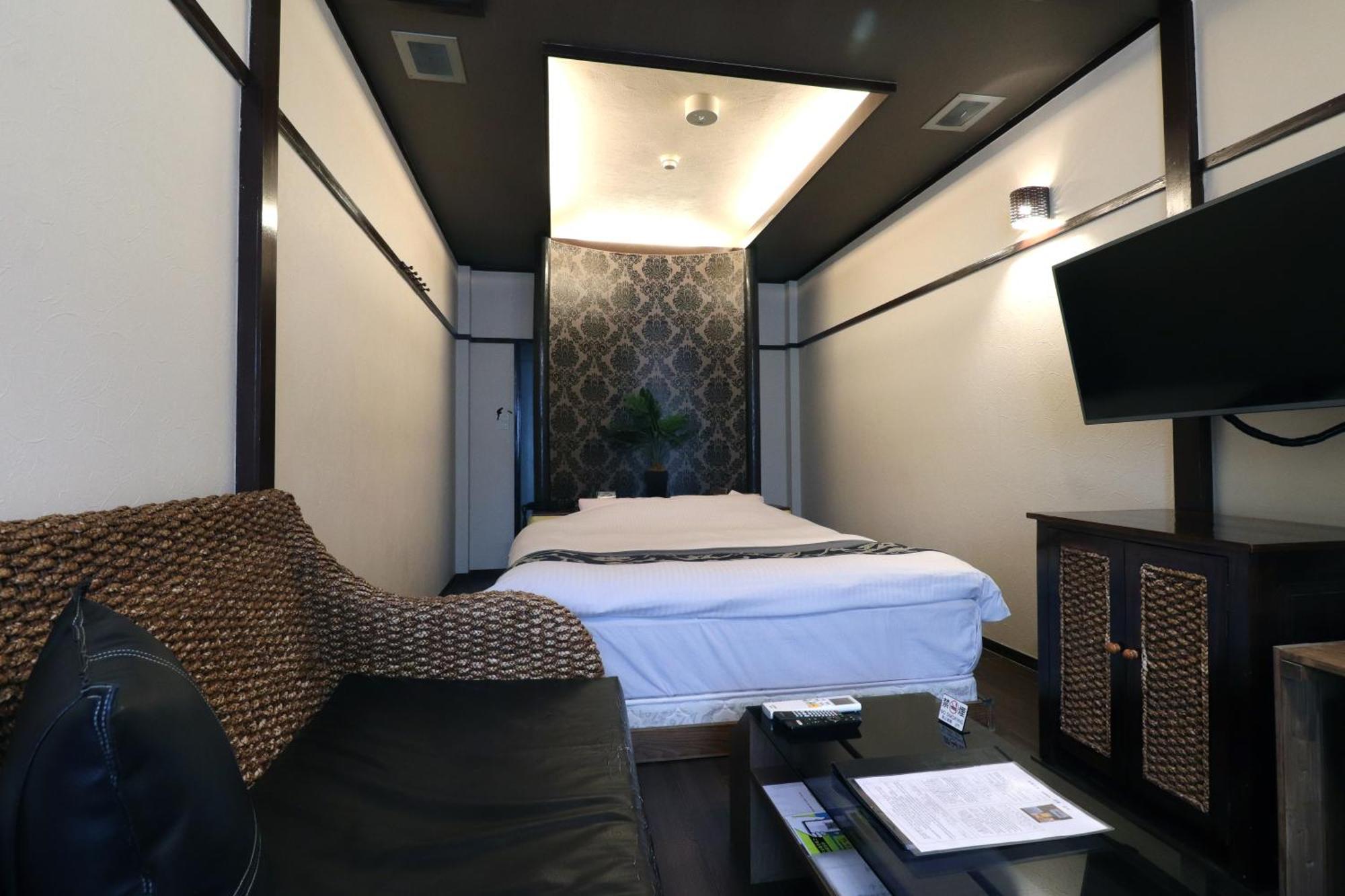 天然個室温泉 Hotel Lafontaine 諏訪 (Adults Only) Suwa  Buitenkant foto